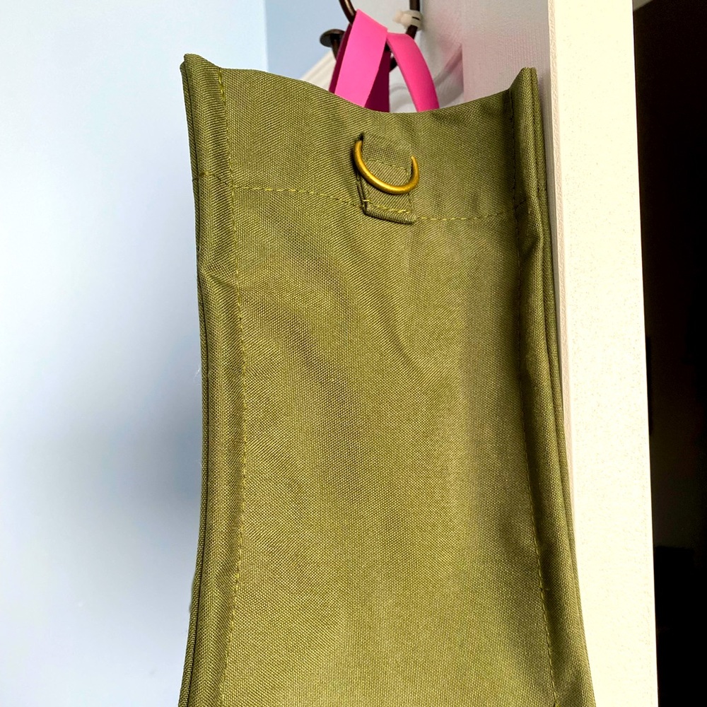Parker thatch Bag. Brand New. Excellent condition